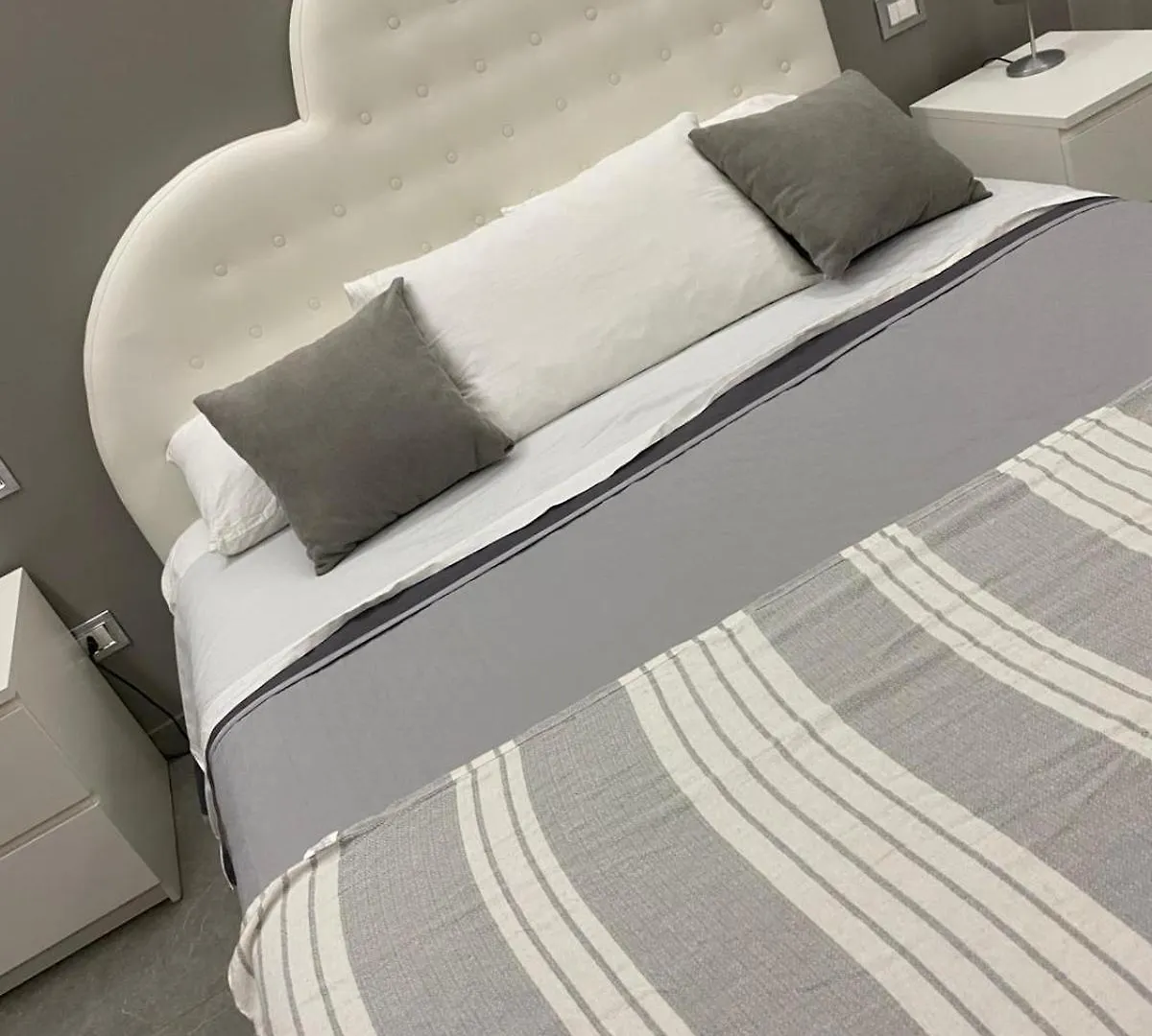 Trinacriahome Катания 0*,